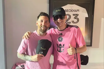 Bizarrap al descubierto: fue a ver a Messi y lo captaron sin gorra ni anteojos de sol