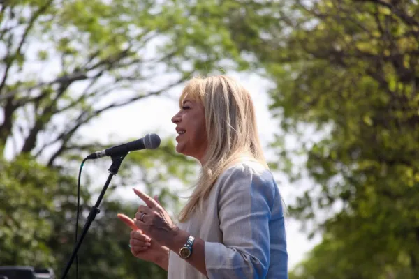 Rosana Chahla anunció mejoras en el transporte público con renovación de unidades