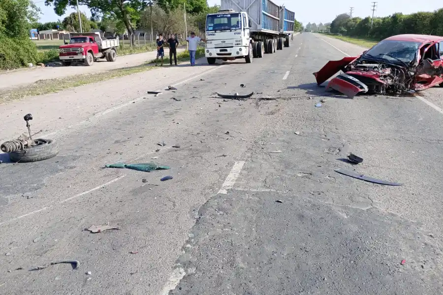 Violento choque en San Andrés: murió un hombre y otro resultó herido
