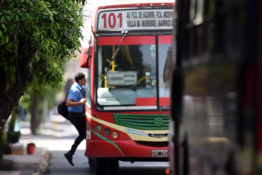 CRISIS. El transporte público de pasajeros en la provincia arrastra años con dificultades para la prestación del servicio.