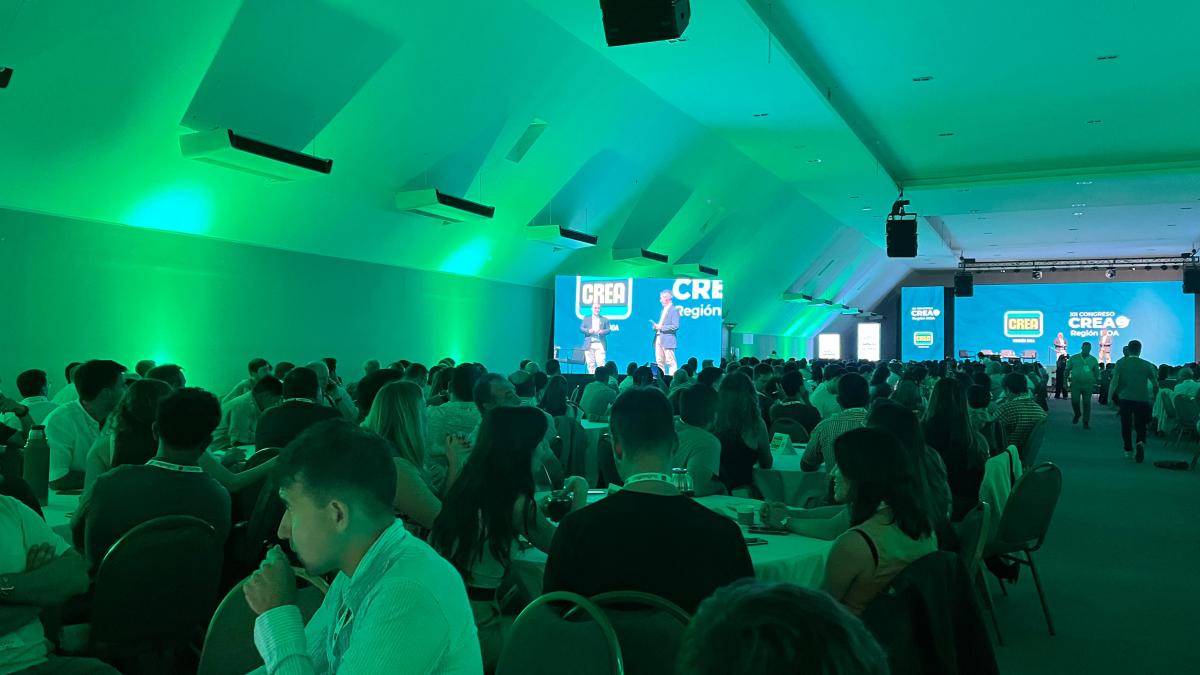 Con Inteligencia Artificial, sostenibilidad y transformación social, arranca el Congreso Regional CREA