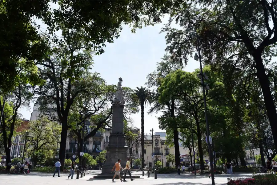 Lo que viene: prevén un verano húmedo en Tucumán, con calor moderado y sin olas extremas
