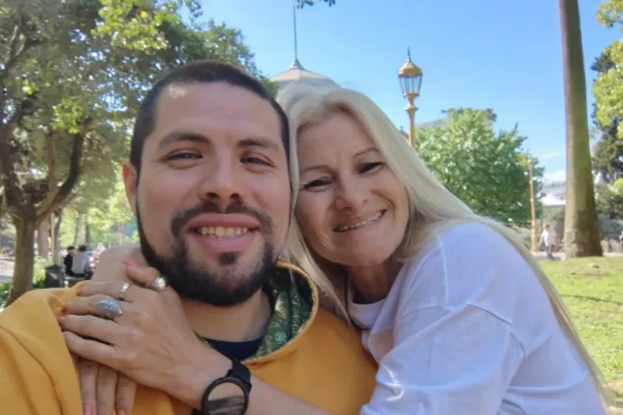 Paula se reencontró con su hijo Sebastián después de 36 años
