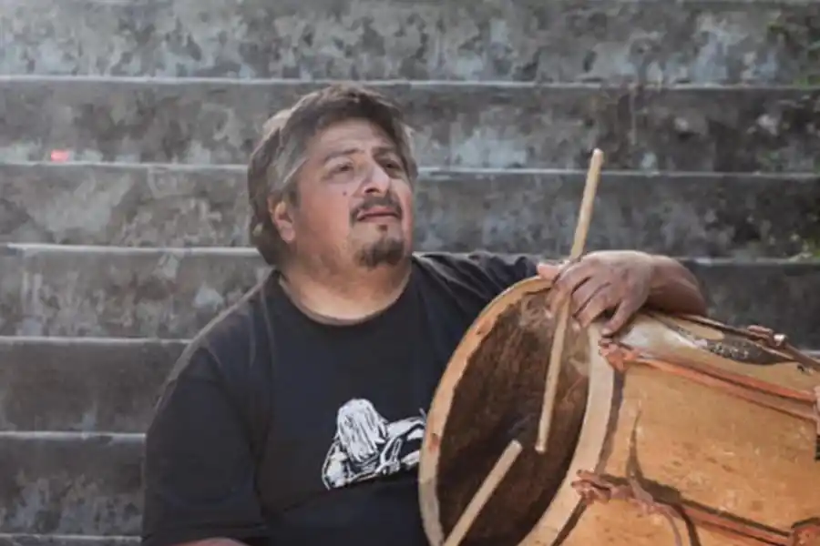 ADRIÁN SOSA. Canta hoy en su homenaje en la Peña El Cardón.