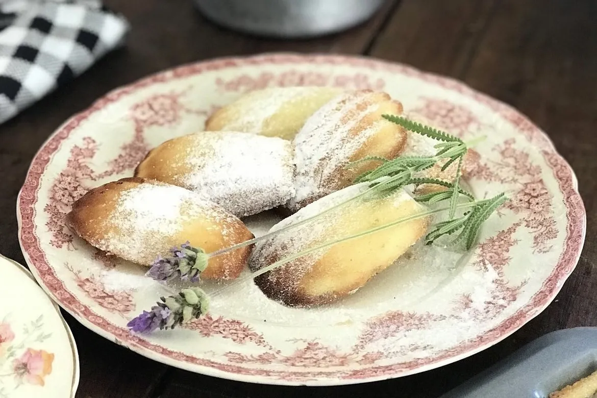 Cómo hacer madeleines de lavanda y naranja