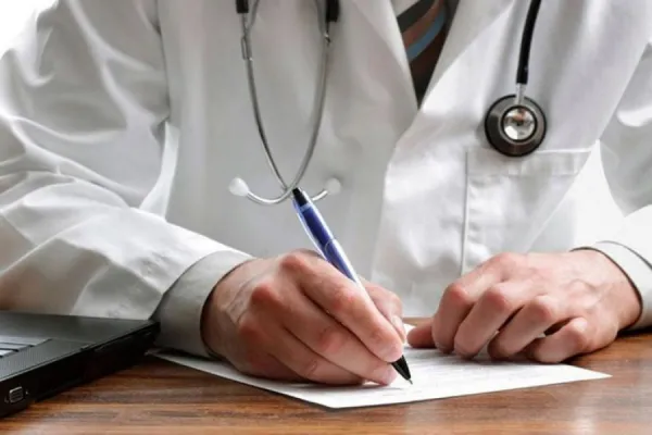 Atención 100% gratuita: cómo denunciar si un médico de PAMI quiere cobrarte