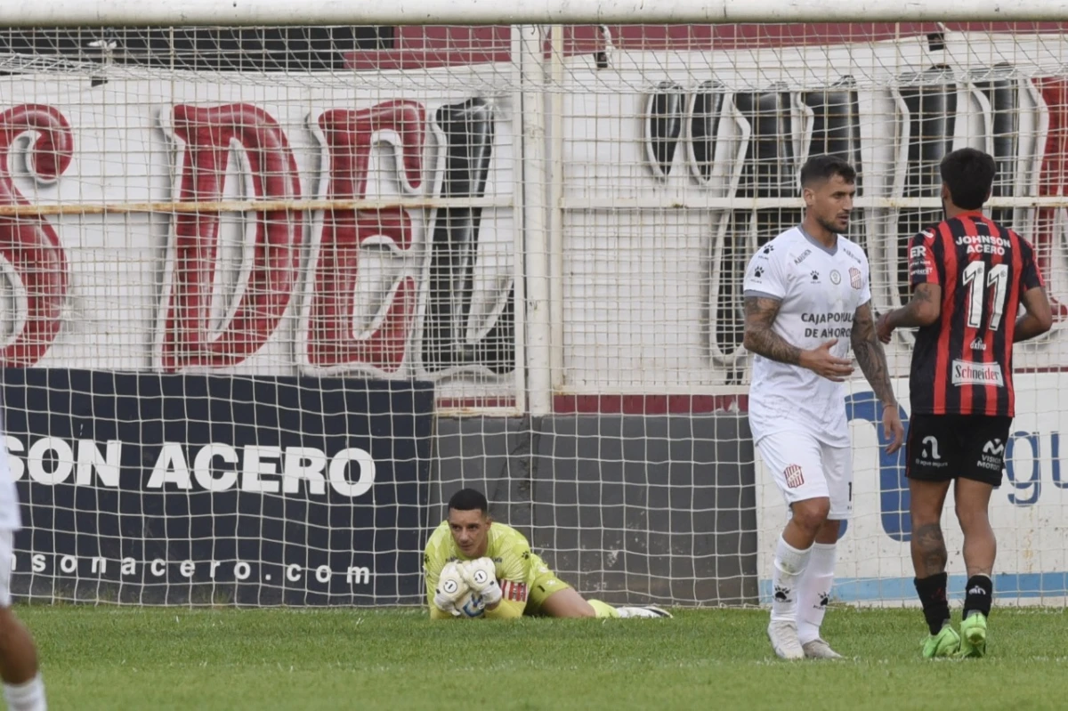 Con Darío Sand y Caco García como figuras, mirá el 1x1 de la victoria de San Martín de Tucumán en Paraná