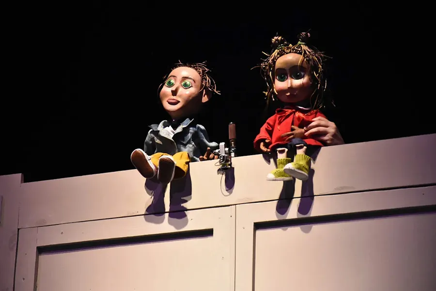 DESDE MÉXICO. El grupo Marionetas de la Esquina llegó a Córdoba con “Aprender y olvidar”, una entrañable propuesta sobre abuelos y nietos.