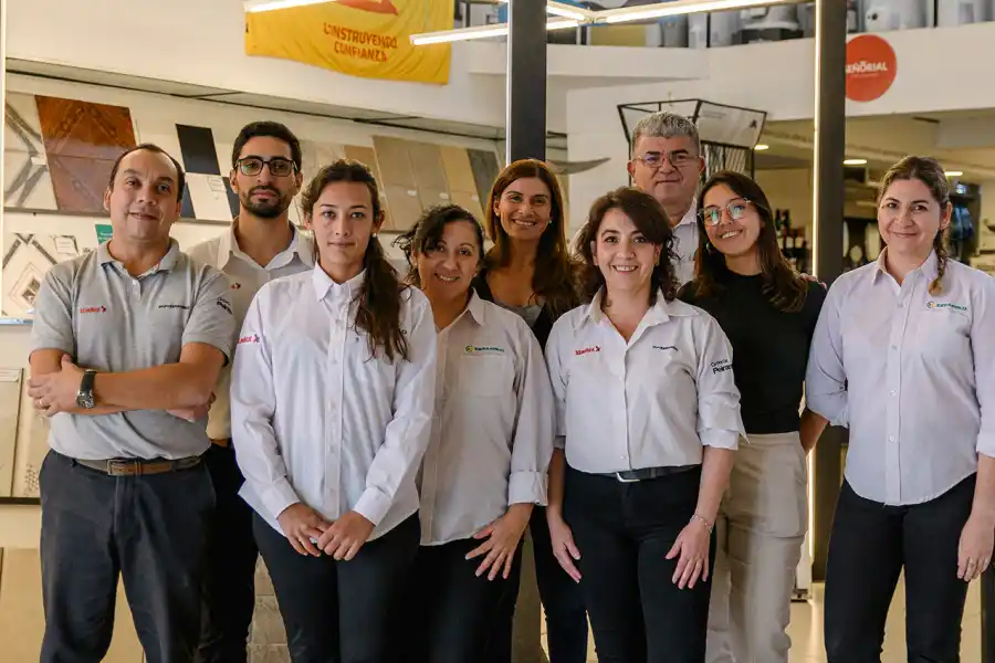 Zeramiko cumple 40 años de compromiso y crecimiento