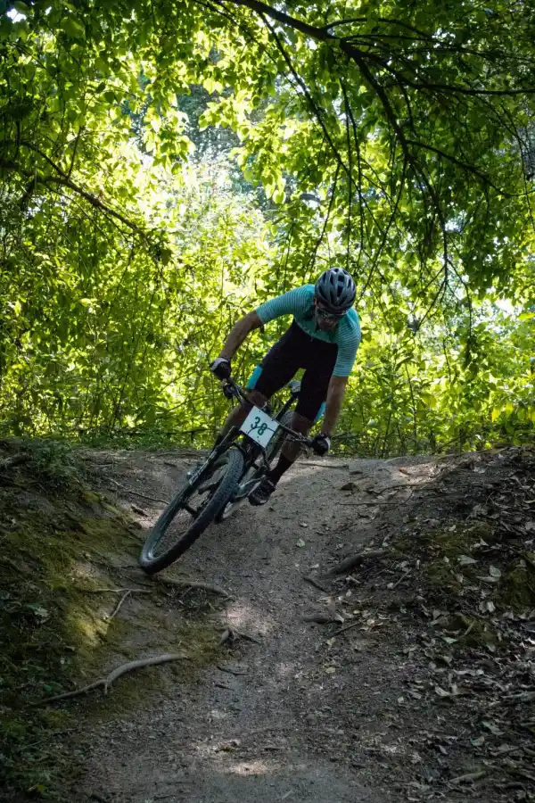 A TODA VELOCIDAD. Ricardo Pelegrina mostró un gran nivel en Monteros.