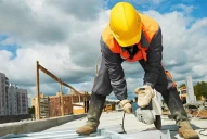 La construcción cayó 26,4% interanual durante agosto, según el Indec