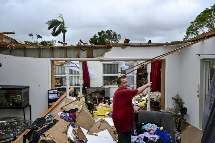 PREVIA. Tornados de menor intensidad anticipan el impacto de Milton.