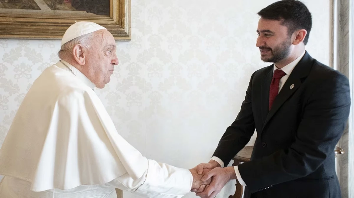 EN EL VATICANO. Nahuel Sotelo accedió a una audiencia privada con el pontífice.