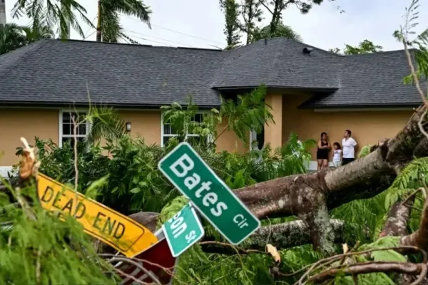 Al menos 16 muertos tras el paso del huracán Milton en Florida