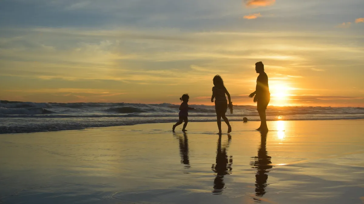 Playas de la costa argetina: ¿cuáles son las más indicadas para viajar en familia?