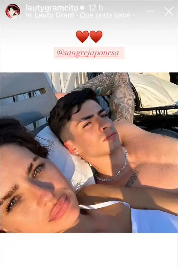 El cantante publicó la foto en sus historias en su cuenta de Instagram.