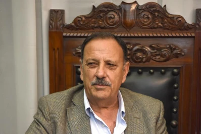 Quintela redobla su apuesta contra Cristina y la interna peronista se agita