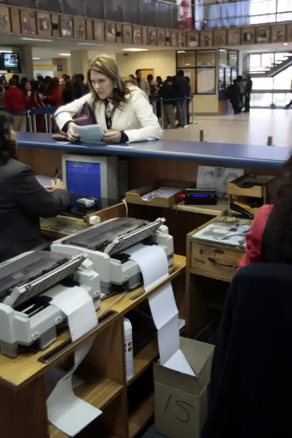 Cuáles son los ingresos reales de la población argentina