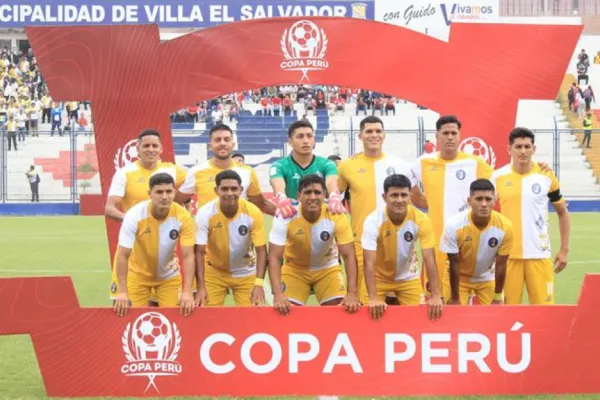 La increíble historia del equipo en Perú que lleva el nombre del Papa Juan Pablo II y ascendió a primera división