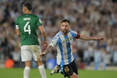Argentina con goles de Messi, Lautaro, Julián y Almada le da una paliza por 6-0 a Bolivia