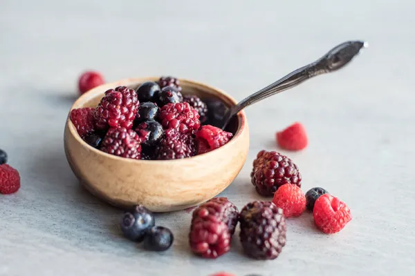 Arándanos o frambuesas: ¿cuál es el fruto más saludable?