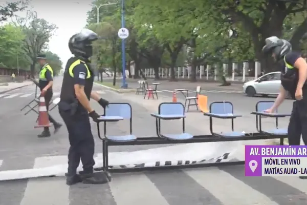 “La avenida se libera o se libera: la amenaza de la Policía a los estudiantes de Filosofía y Letras