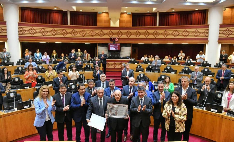 La Legislatura da luz verde por la compra de 100 colectivos