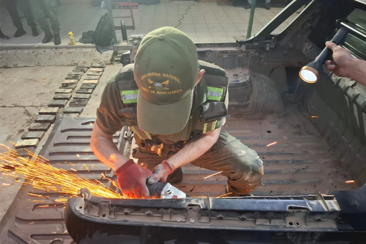 Encontraron paquetes en una camioneta. GENDARMERÍA