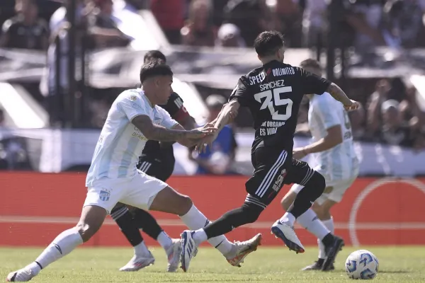 Atlético Tucumán cayó 2-0 en su visita a Deportivo Riestra