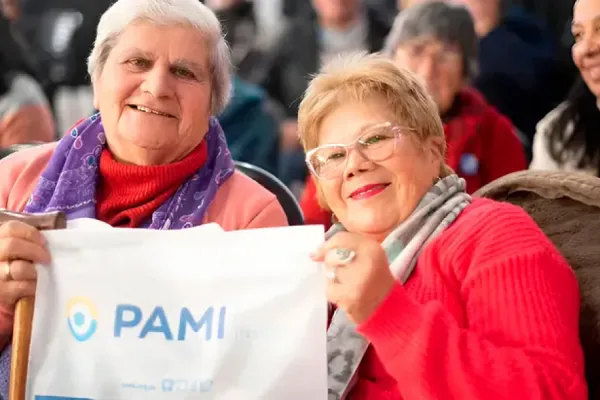 PAMI incorporó nuevos beneficios online para acercar herramientas a sus beneficiarios