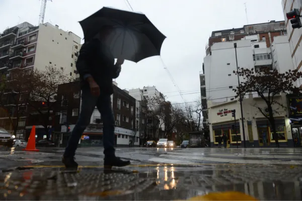 Alerta por tormentas y fuertes vientos: ¿qué provincias arrancan la semana con mal clima?