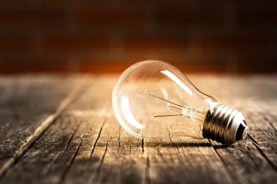 Efemérides del 21 de octubre: Día Mundial del Ahorro de Energía y otros acontecimientos