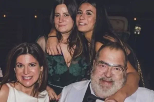 Por qué la hija mayor de Jorge Lanata saludó a Sara Stewart Brown para el Día de la Madre