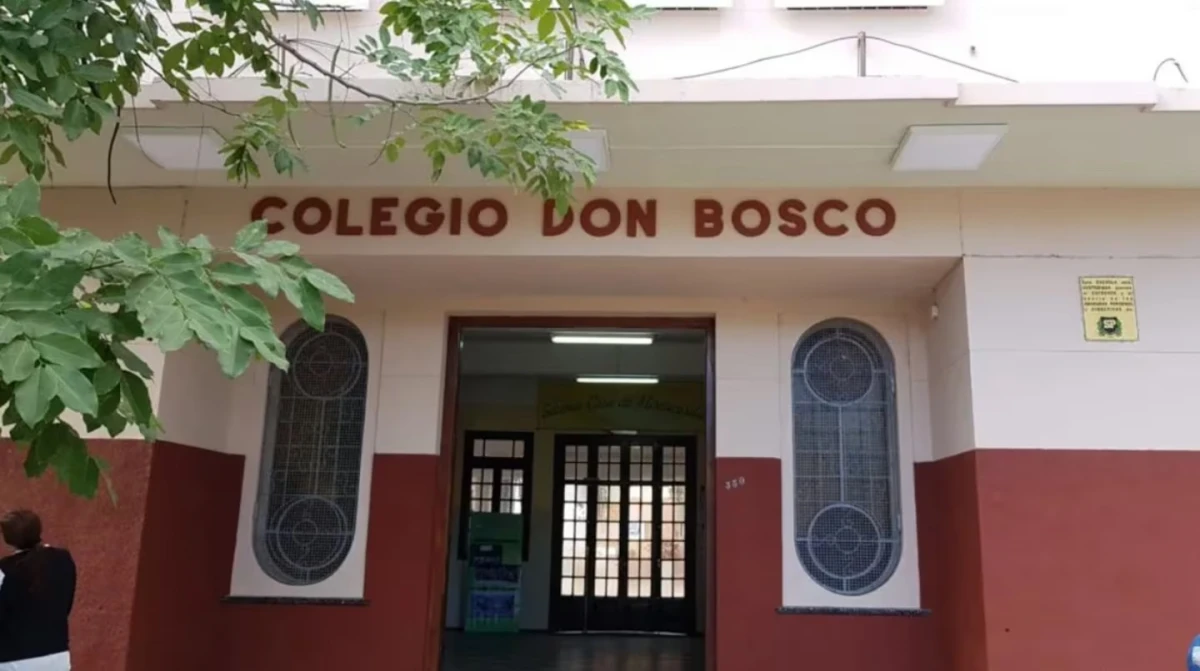 Chaco: denuncian que alumnos vendían fotos de sus compañeras desnudas creadas con IA