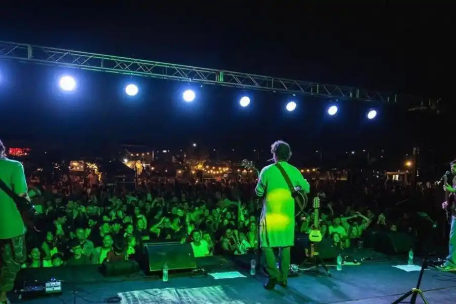 ARTISTAS GENERACIONALES. Los del Portezuelo se presentarán el 1 de noviembre en Yerba Buena. / INSTAGRAM @tocandoalfrente