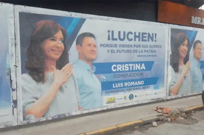 Jaldo anunció el apoyo a Quintela rodeado de funcionarios que no son peronistas