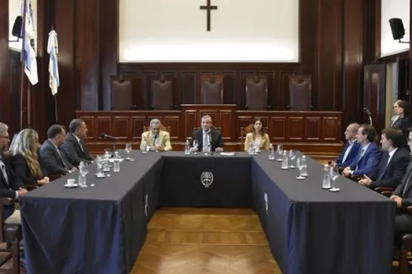 Se alcanzó un acuerdo para modernizar el acceso a actas del Registro Civil en el interior