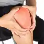 Esta es la hierba que genera colágeno y alivia los dolores de rodilla