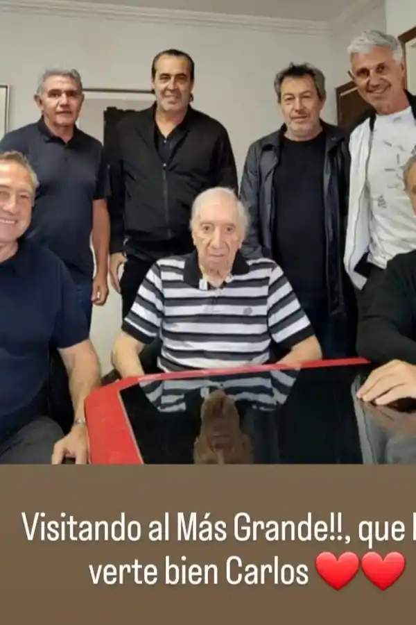 Las imágenes del emotivo reencuentro entre Carlos Bilardo y los campeones del mundo con la Selección