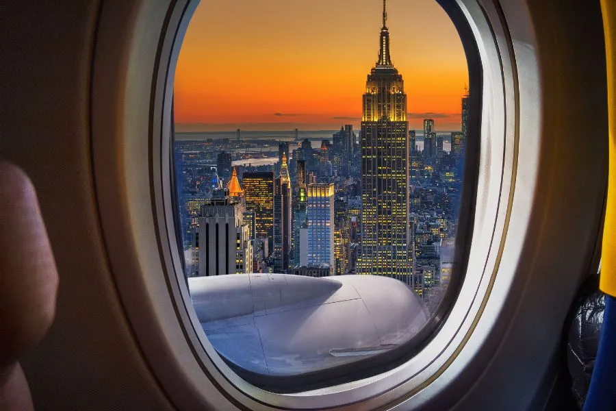 NUEVA YORK. Una vista de la ciudad estadounidense desde la ventanilla de un avión./CANVA