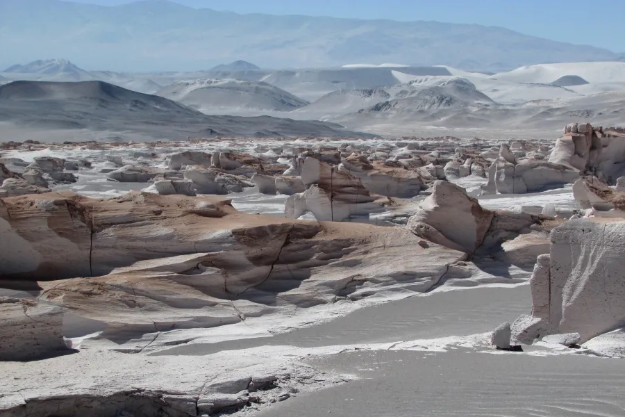 Parece de otro planeta: un paisaje surrealista en el corazón de Catamarca