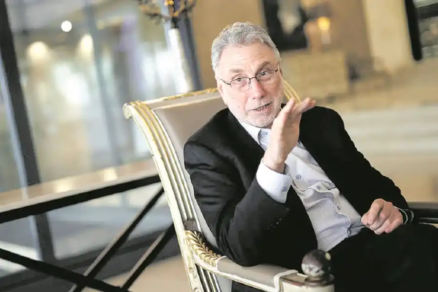 MARTY BARON. Los periodistas, dice, Debemos ejercer.  