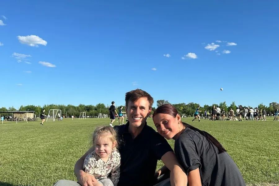 Roberto García Moritán junto a Ana, la hija que tuvo con Pampita, y Delfina