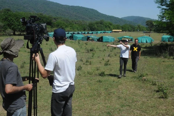 Campamento del Gymnasium: inician el rodaje de “La Hermandad 2” en Taruca Pampa