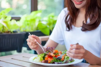 Esta es la alimentación para prevenir el cáncer, según los especialistas