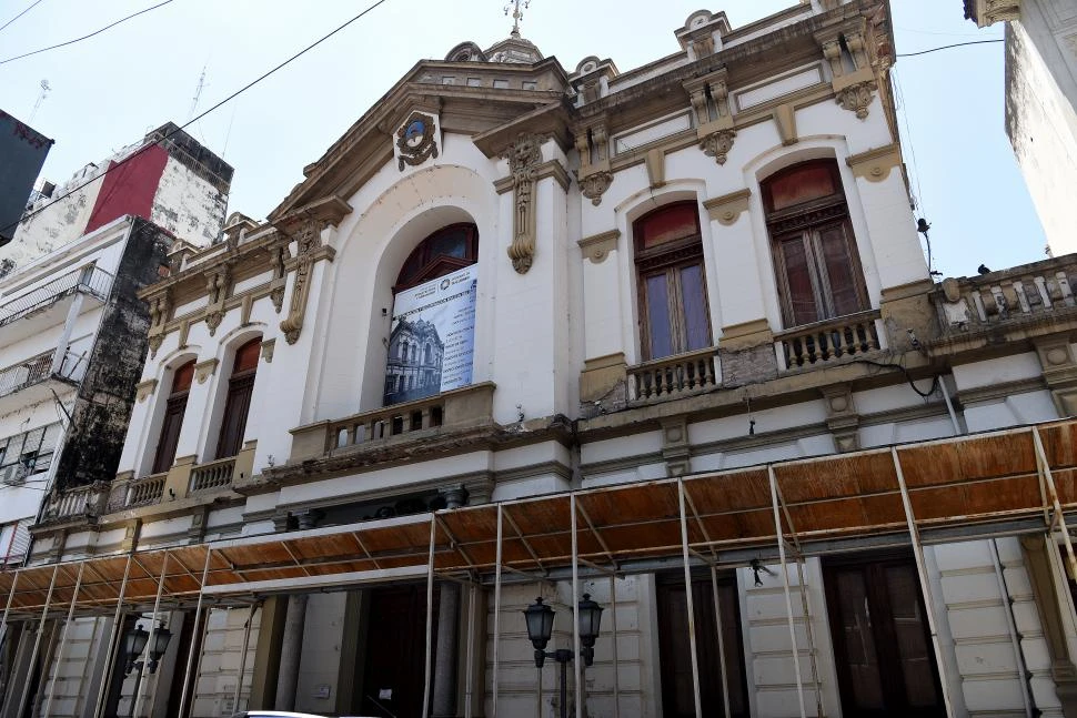 AVANCES DEL 90%. Arreglos en la fachada del Museo de Bellas Artes.