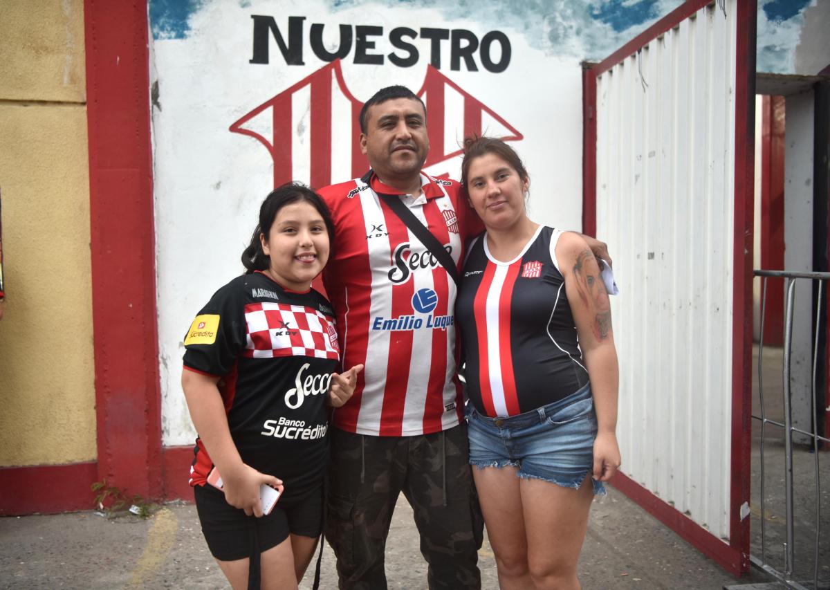 TODOS VIAJAN. Pablo Santana está listo para ir a Rosario junto a su hija Yasmin, su esposa Antonela y el pequeño por nacer Santo Martín.