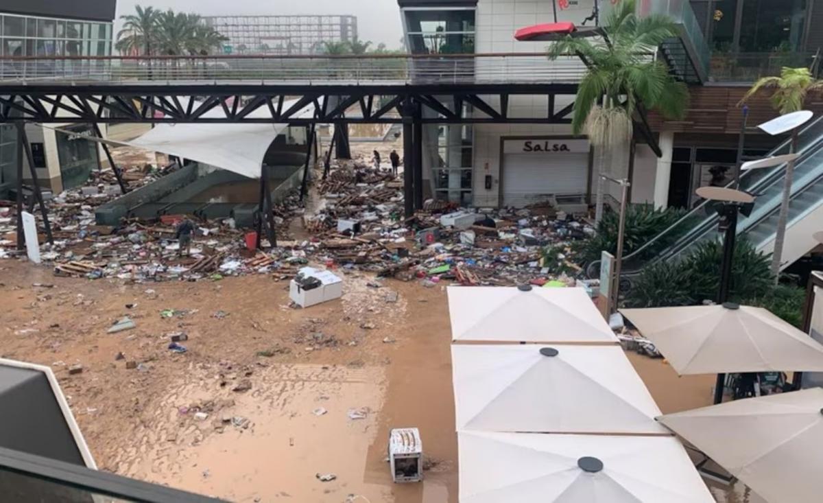 Inundaciones en España: hay más de 70 muertos por desbordes de ríos en Valencia