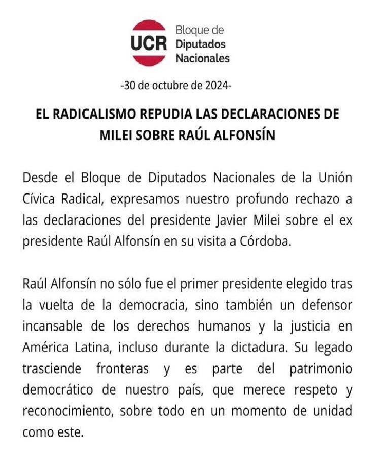 El radicalismo y en el peronismo repudiaron la acusación de Javier Milei contra Raúl Alfonsín