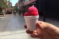 Calor en la ciudad: un vendedor de achilata contó el origen del nombre del helado tucumano
